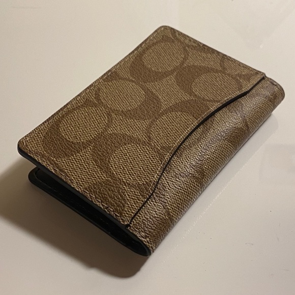 Coach wallet - Picture 2 of 2